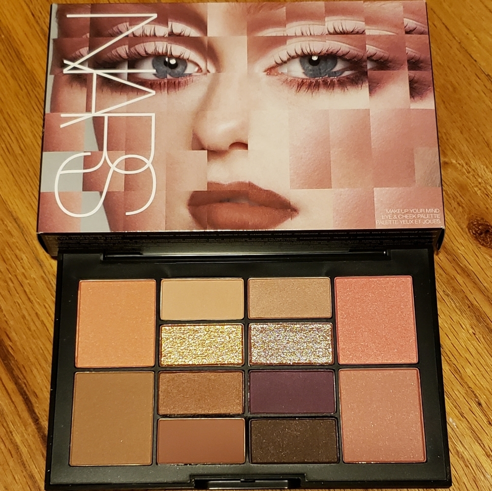FREE GWP NARS Makeup Your Mind Palette